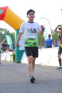 BIB: 1901
                            <button type="button" onclick="openModal(3643657)" class="btn btn-primary btn-sm float-right btn-popup" data-toggle="modal" data-target=".modal-high-quality">
                        <i class="fas fa-shopping-cart"></i> Add to Cart
                    </button>
                                            <button type="button" onclick="isThisMe(3643657, true)" class="btn btn-success btn-sm float-right btn-popup btn-isme hidden" data-toggle="tooltip" data-placement="bottom" title="นี่คือรูปของคุณใช่ไหม คลิกที่นี่เพื่อเอาเข้าอัลบั้ม">
                        <i class="fas fa-plus"></i> Add to album
                    </button>
                    <button type="button" onclick="isThisMe(3643657, false)" class="btn btn-warning btn-sm float-right btn-popup btn-isnotme hidden">
                        <i class="fas fa-ban"></i> Remove from album
                    </button>